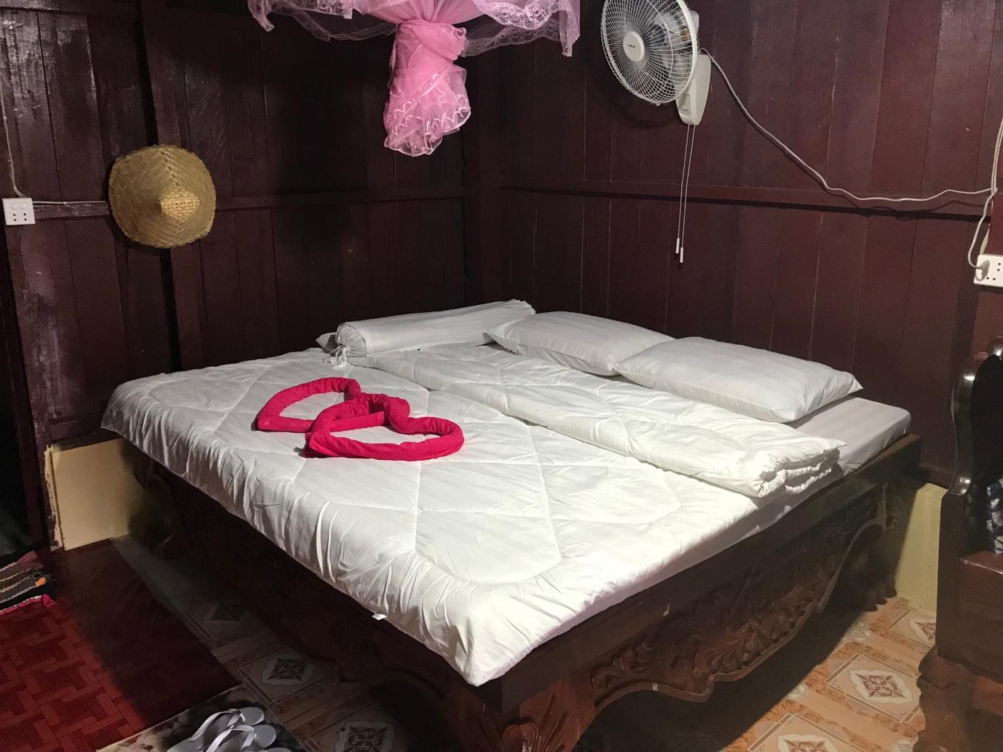 Happy Homestay Banlung & Trekking Екстериор снимка