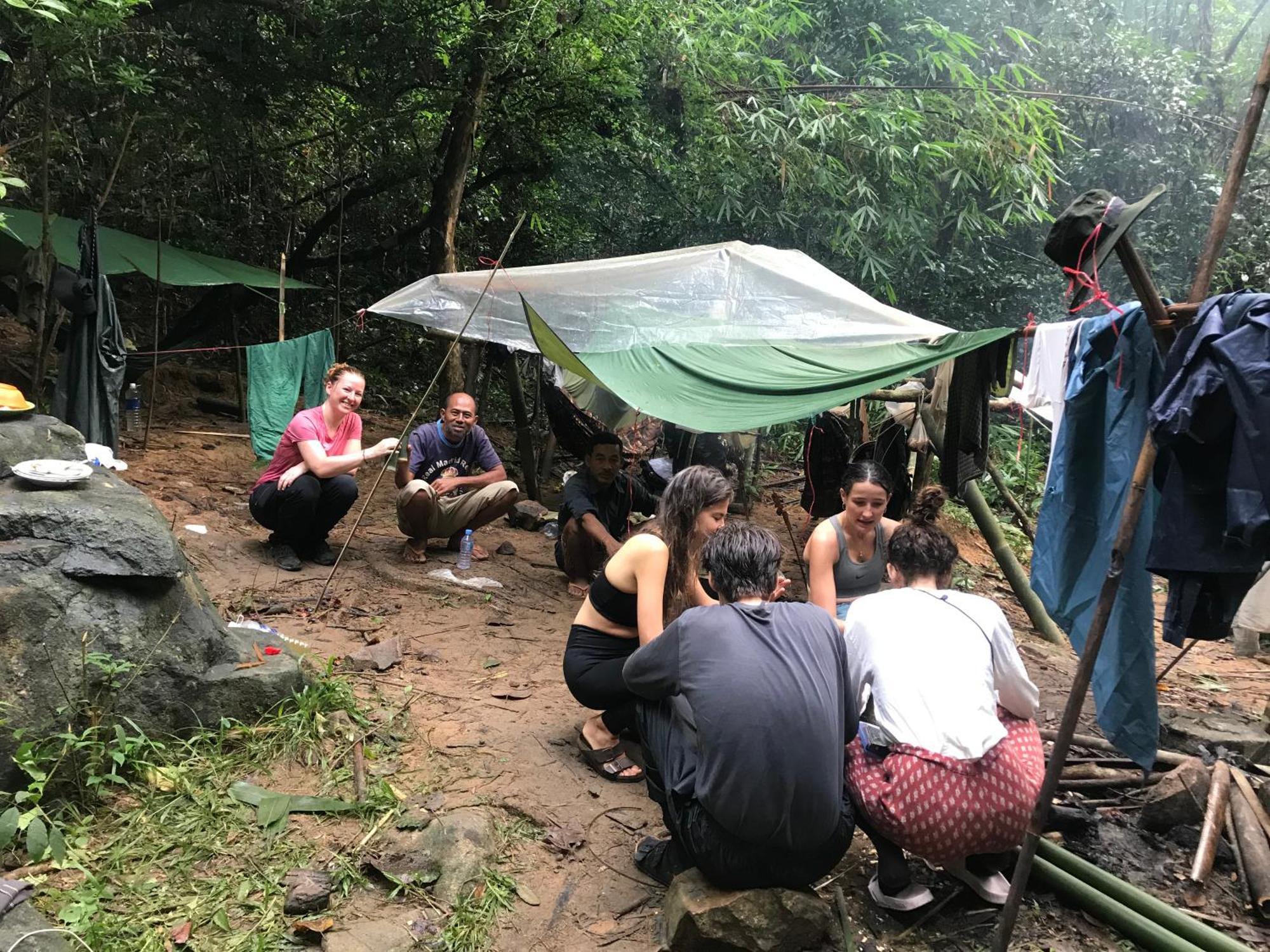 Happy Homestay Banlung & Trekking Екстериор снимка